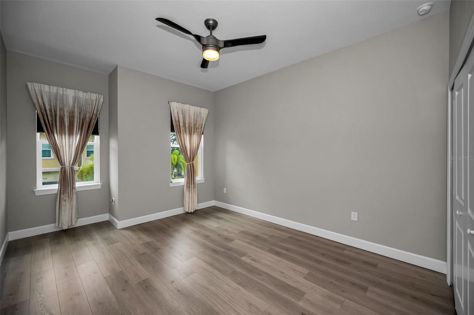 726 GRAND CYPRESS LN — photo 25
