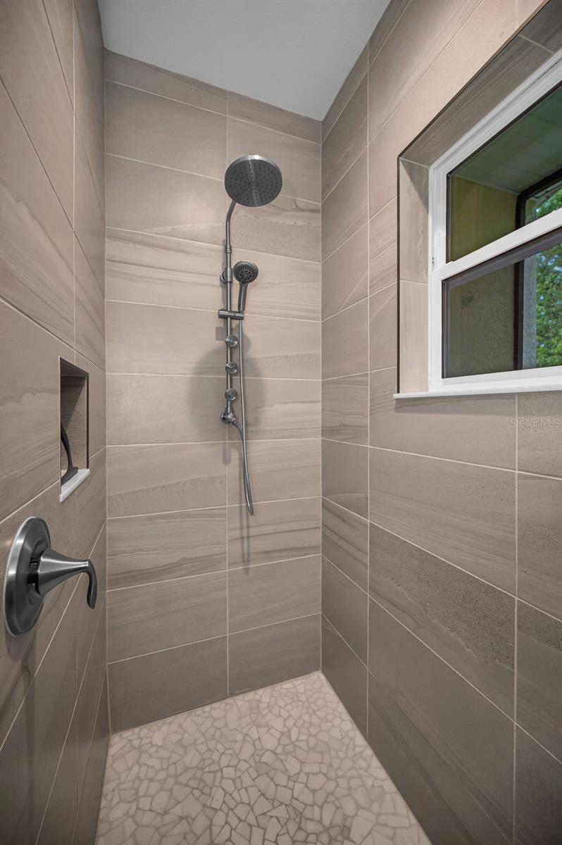 726 GRAND CYPRESS LN — photo 17