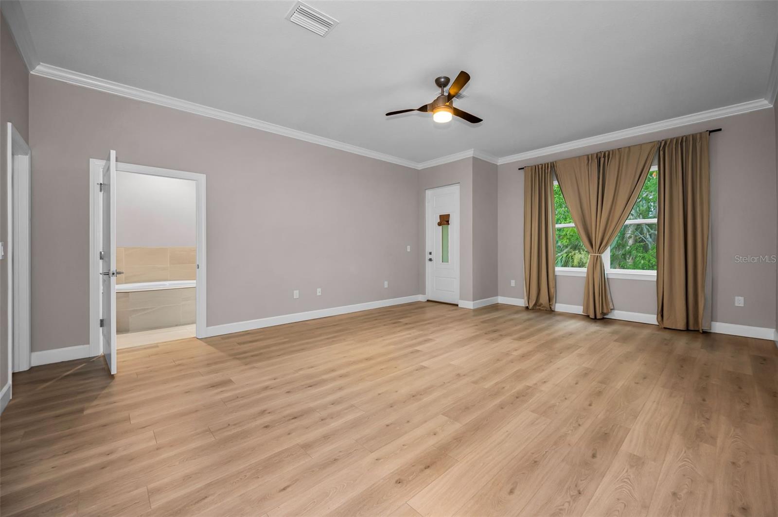 726 GRAND CYPRESS LN — photo 16
