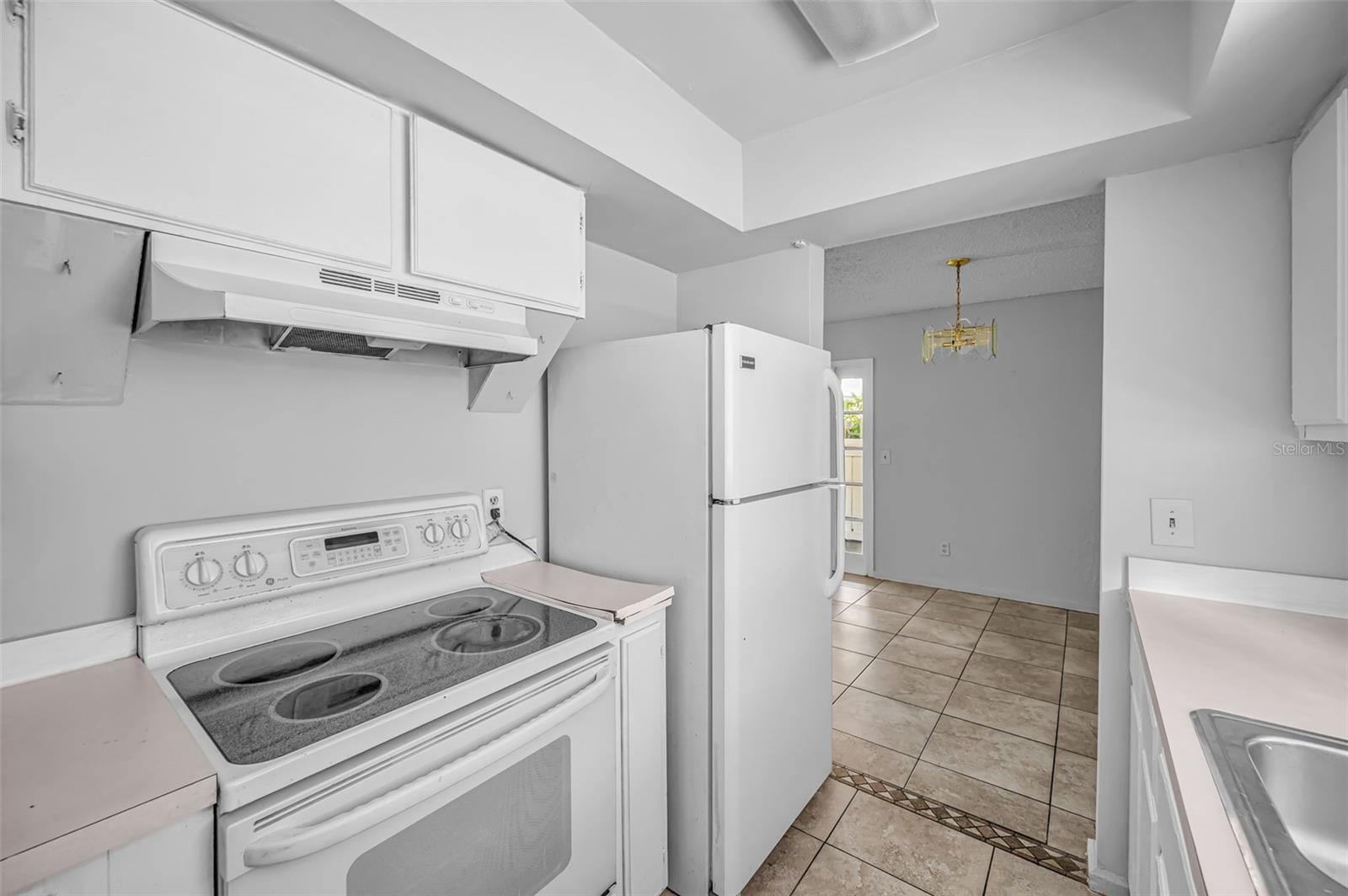 1960 UNION ST #5 — photo 12