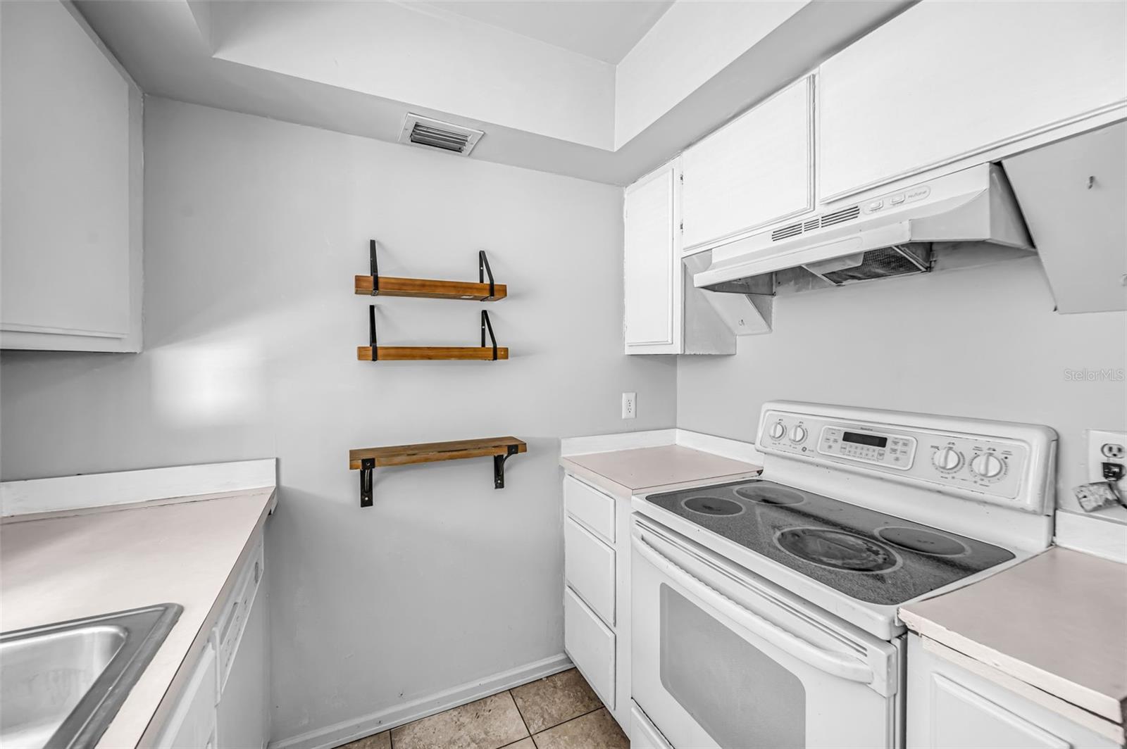 1960 UNION ST #5 — photo 11