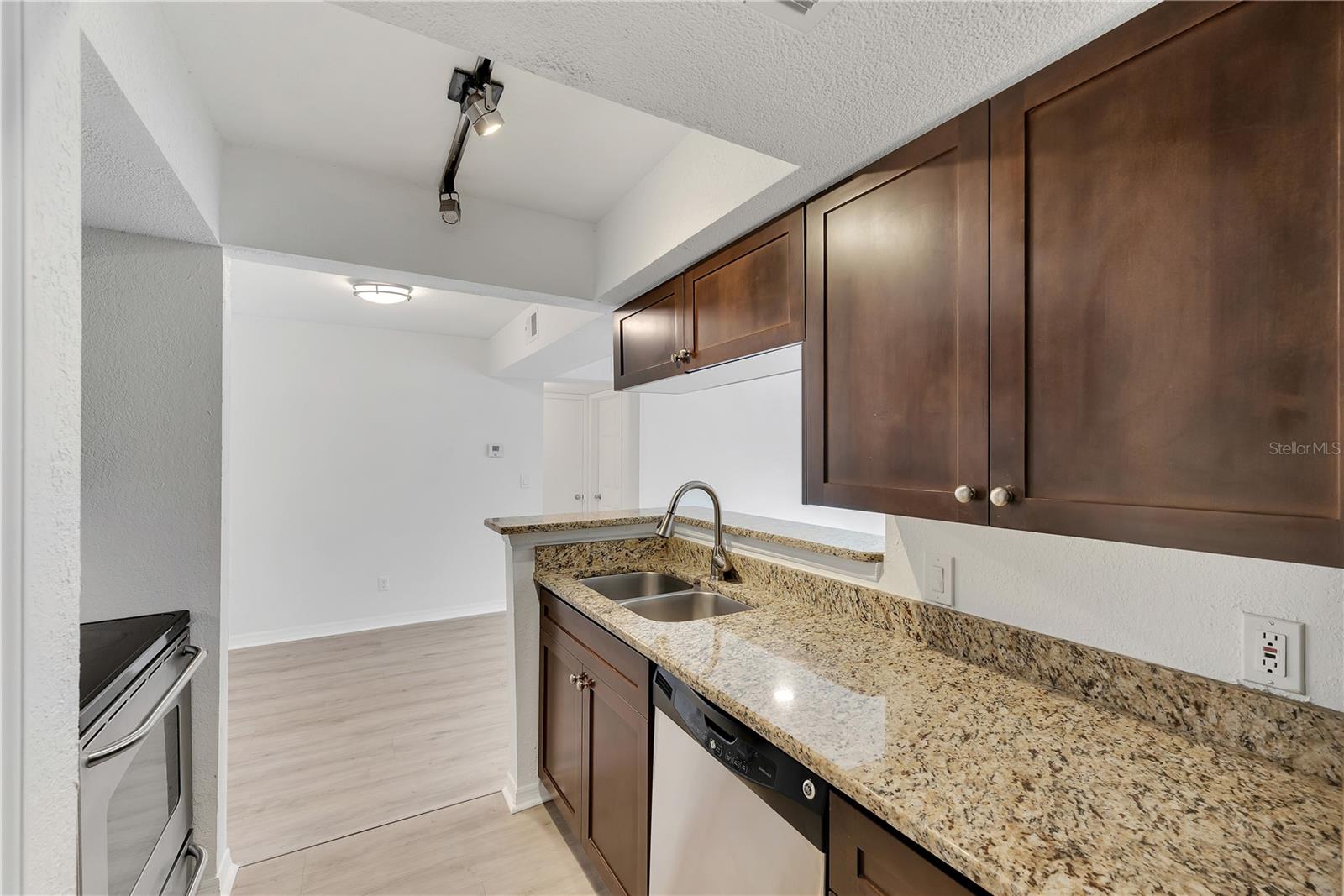 10200 GANDY BLVD N #1205 — photo 10
