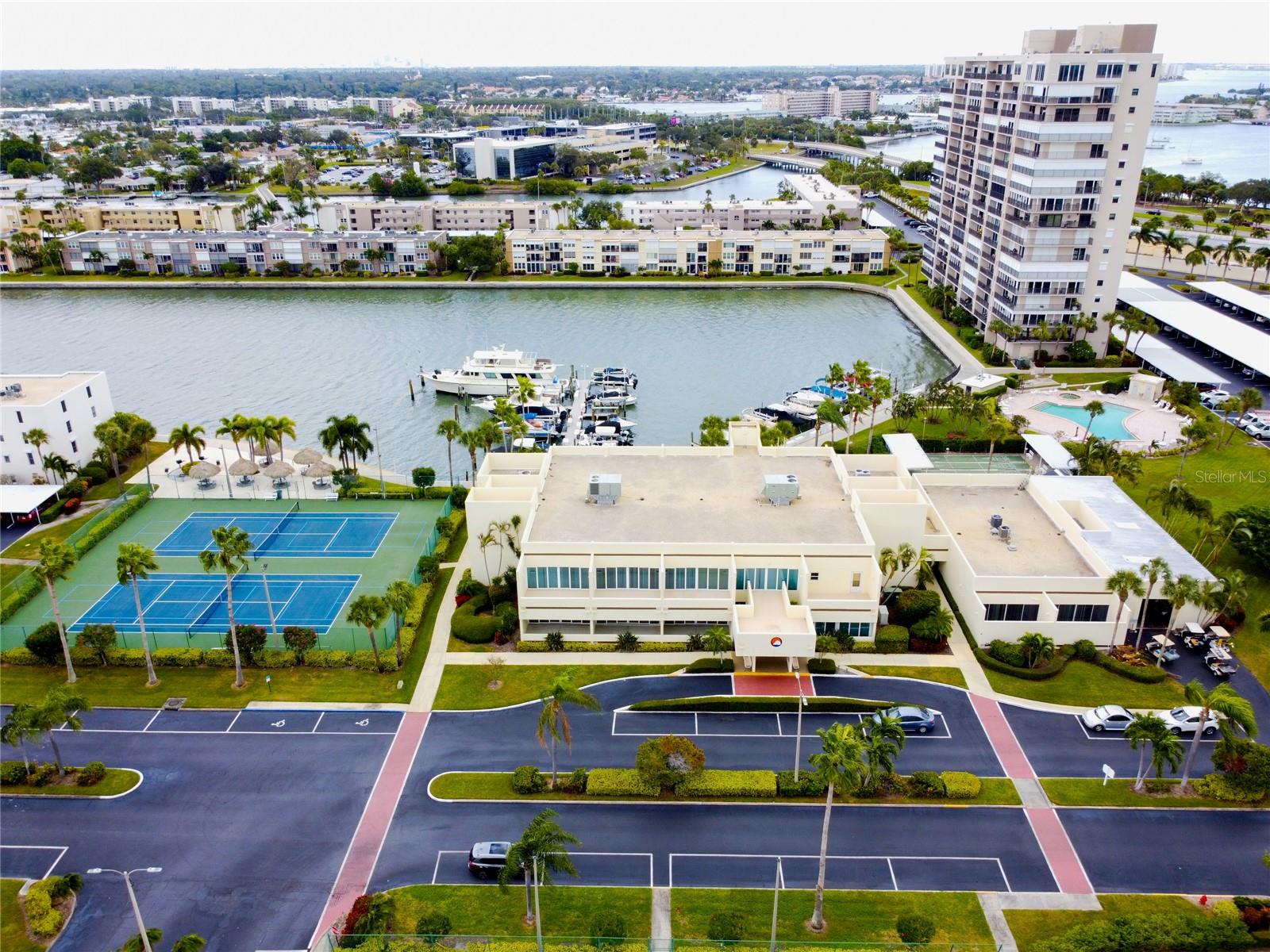 7405 BAY ISLAND DR S #220 — photo 30
