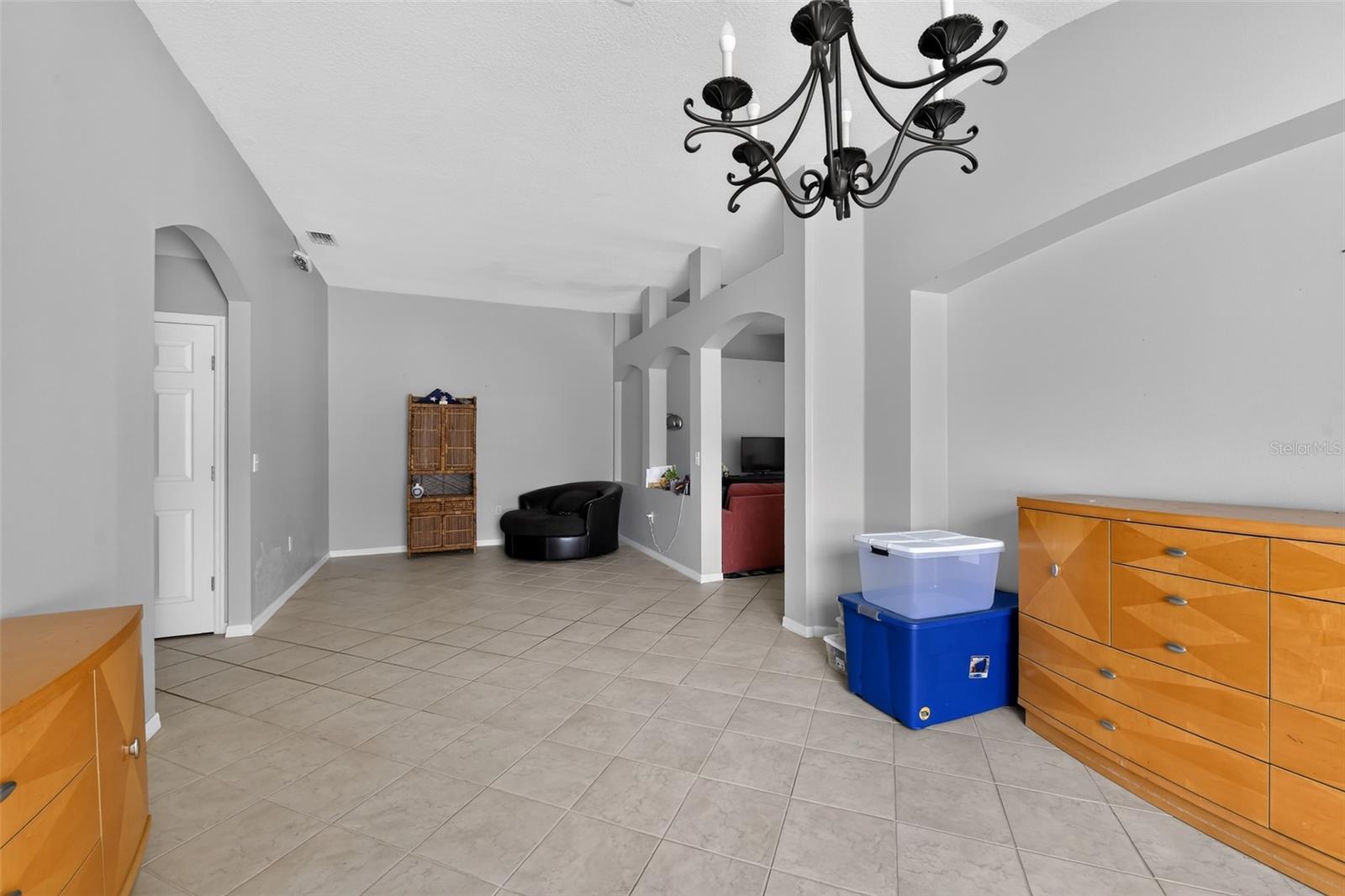 6717 GUILFORD CREST DR — photo 12