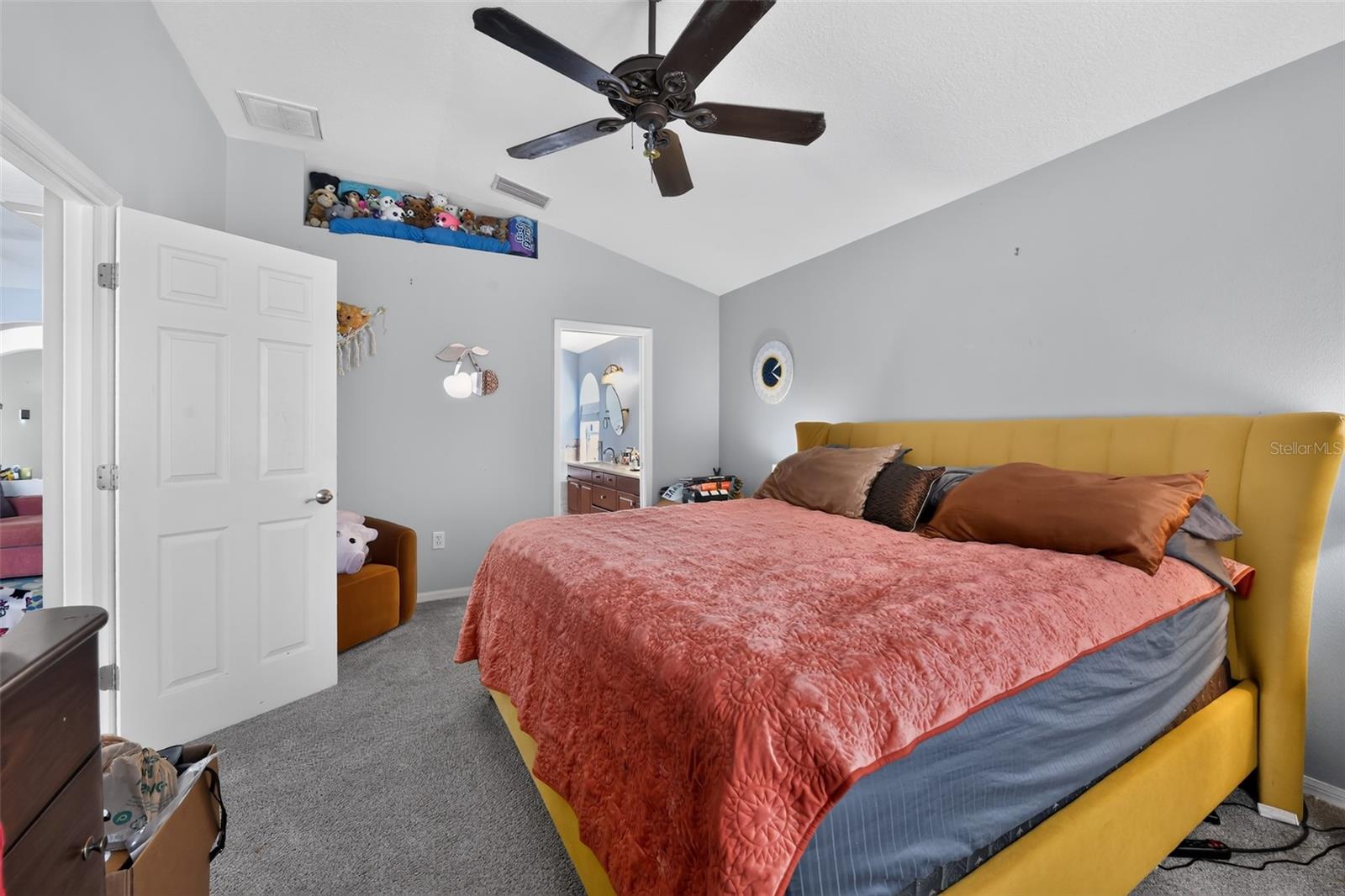6717 GUILFORD CREST DR — photo 14