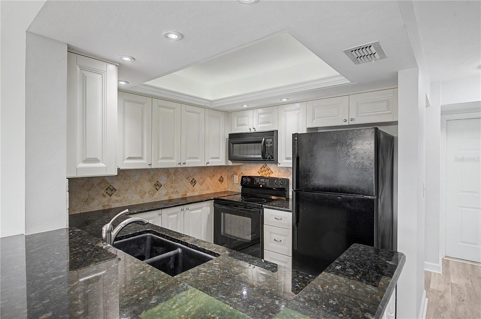 800 COVE CAY DR #5G — photo 5