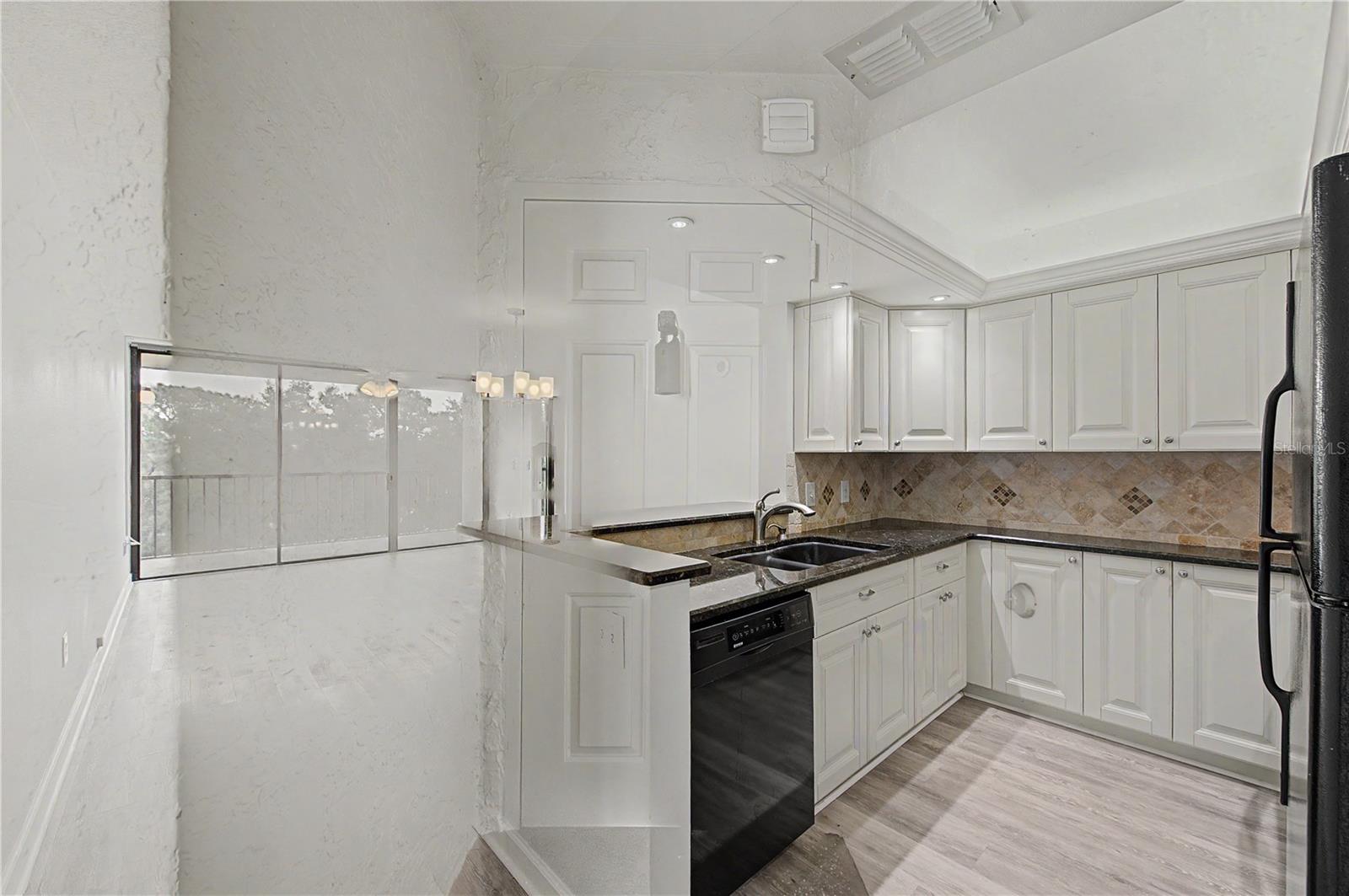 800 COVE CAY DR #5G — photo 9