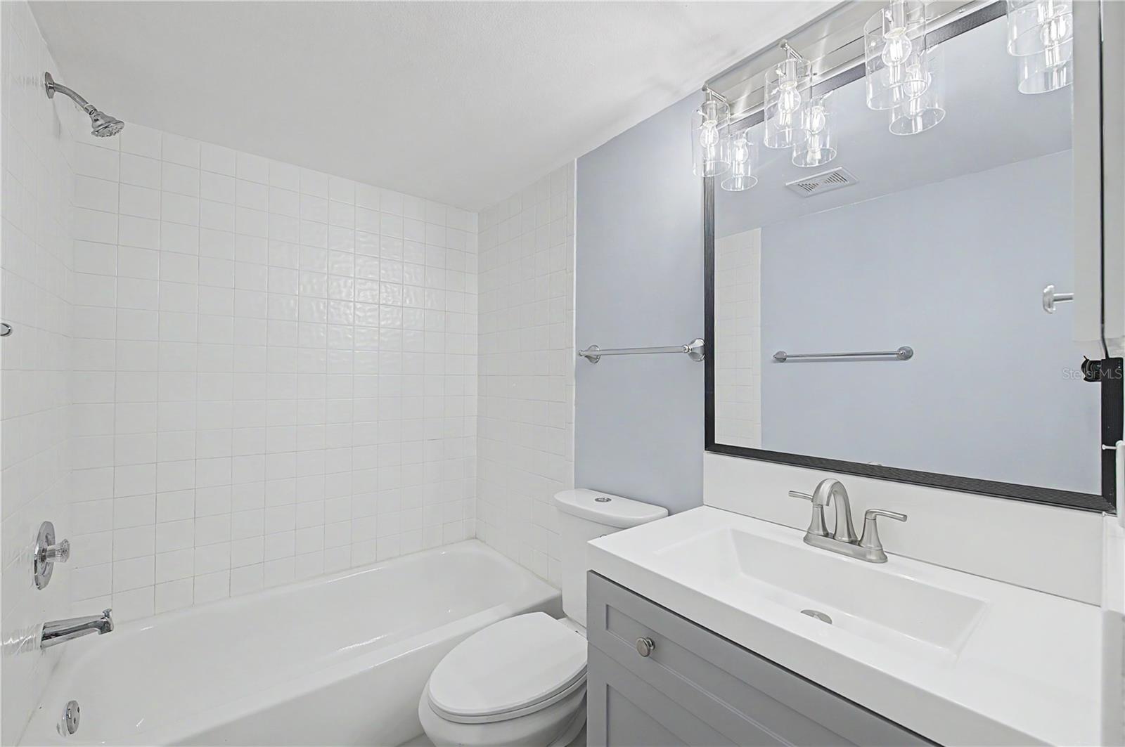 800 COVE CAY DR #5G — photo 36