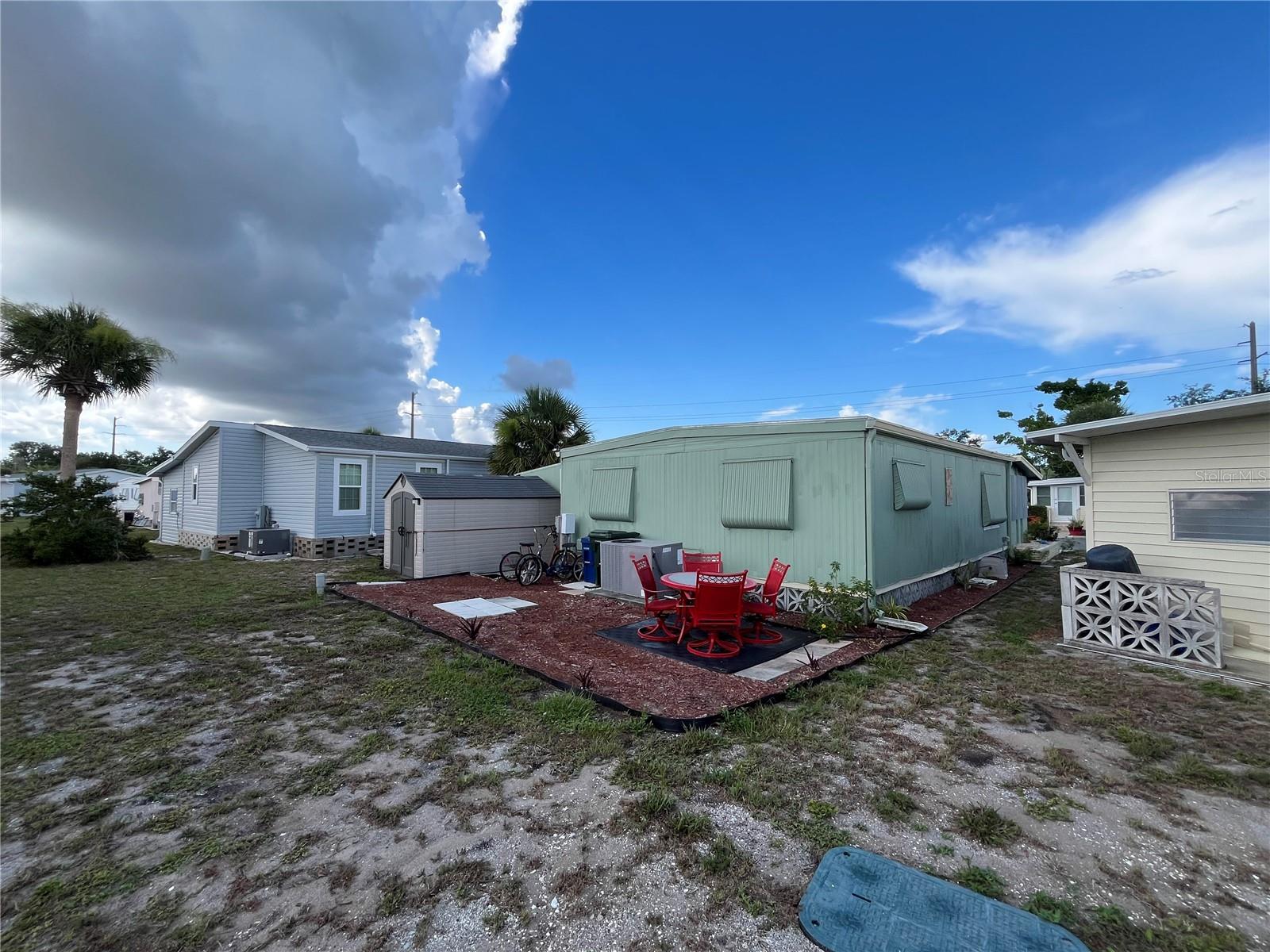 712 ROMA RD — photo 9