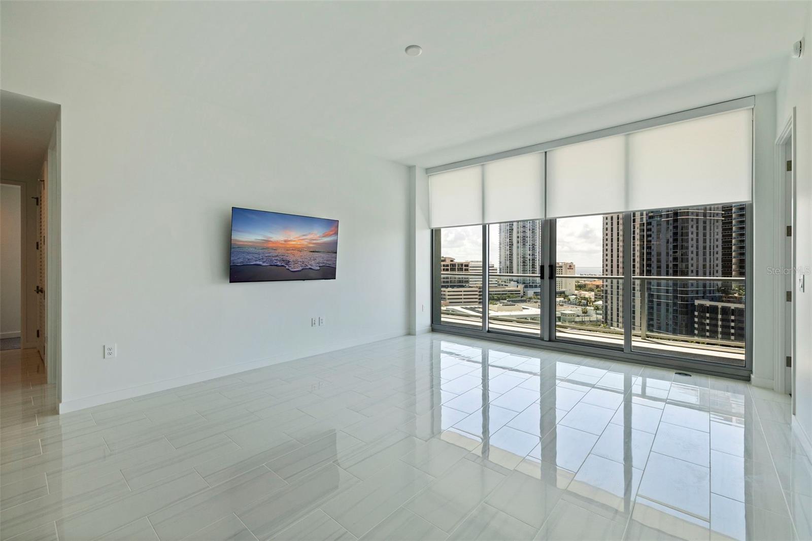 400 CENTRAL AVE #1105 — photo 16