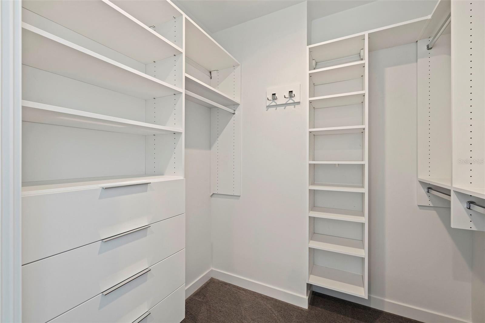 400 CENTRAL AVE #1105 — photo 50