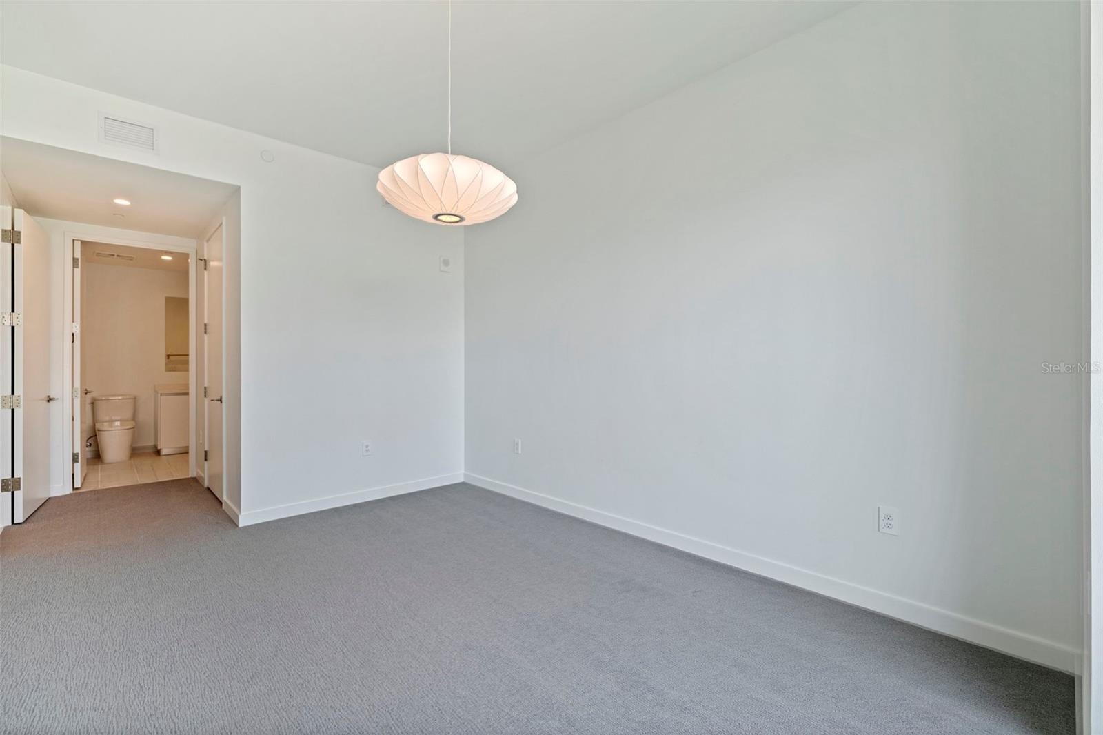 400 CENTRAL AVE #1105 — photo 43
