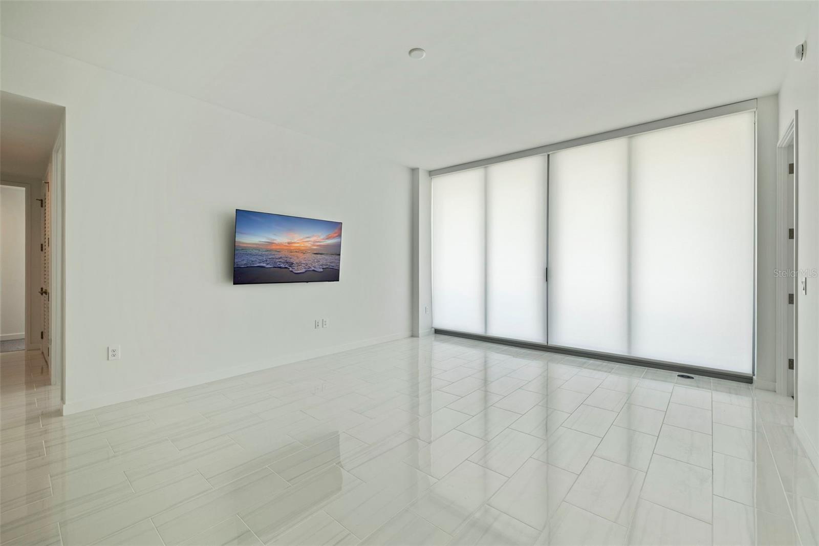 400 CENTRAL AVE #1105 — photo 17
