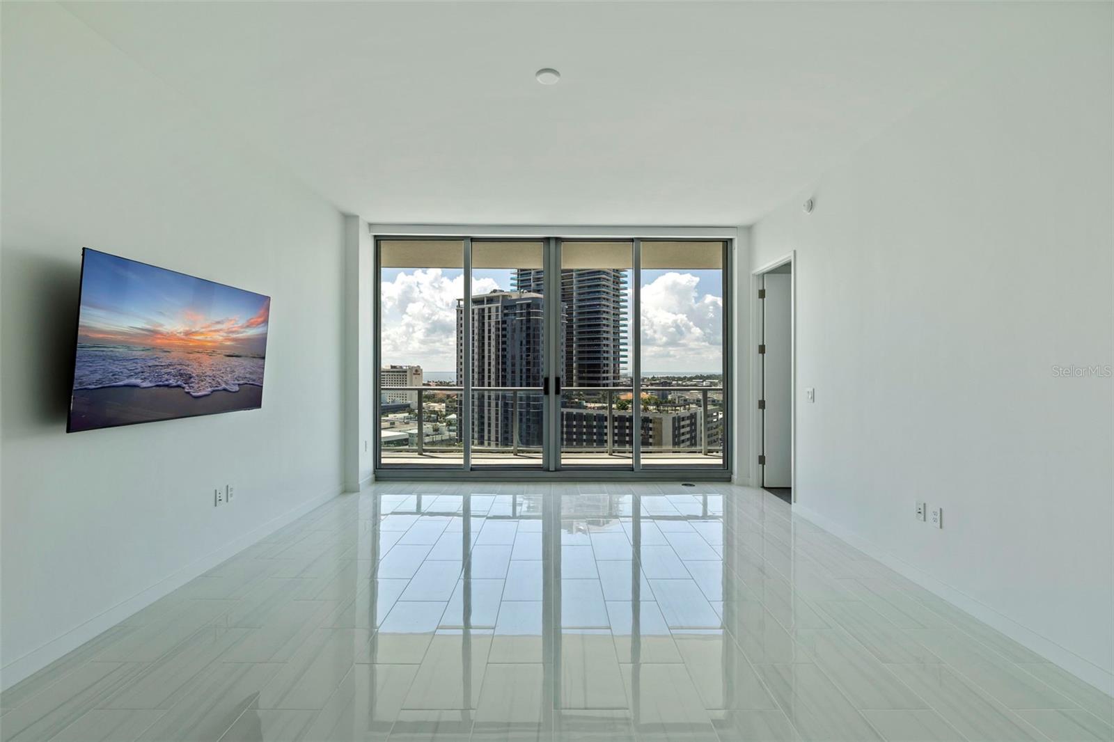 400 CENTRAL AVE #1105 — photo 13