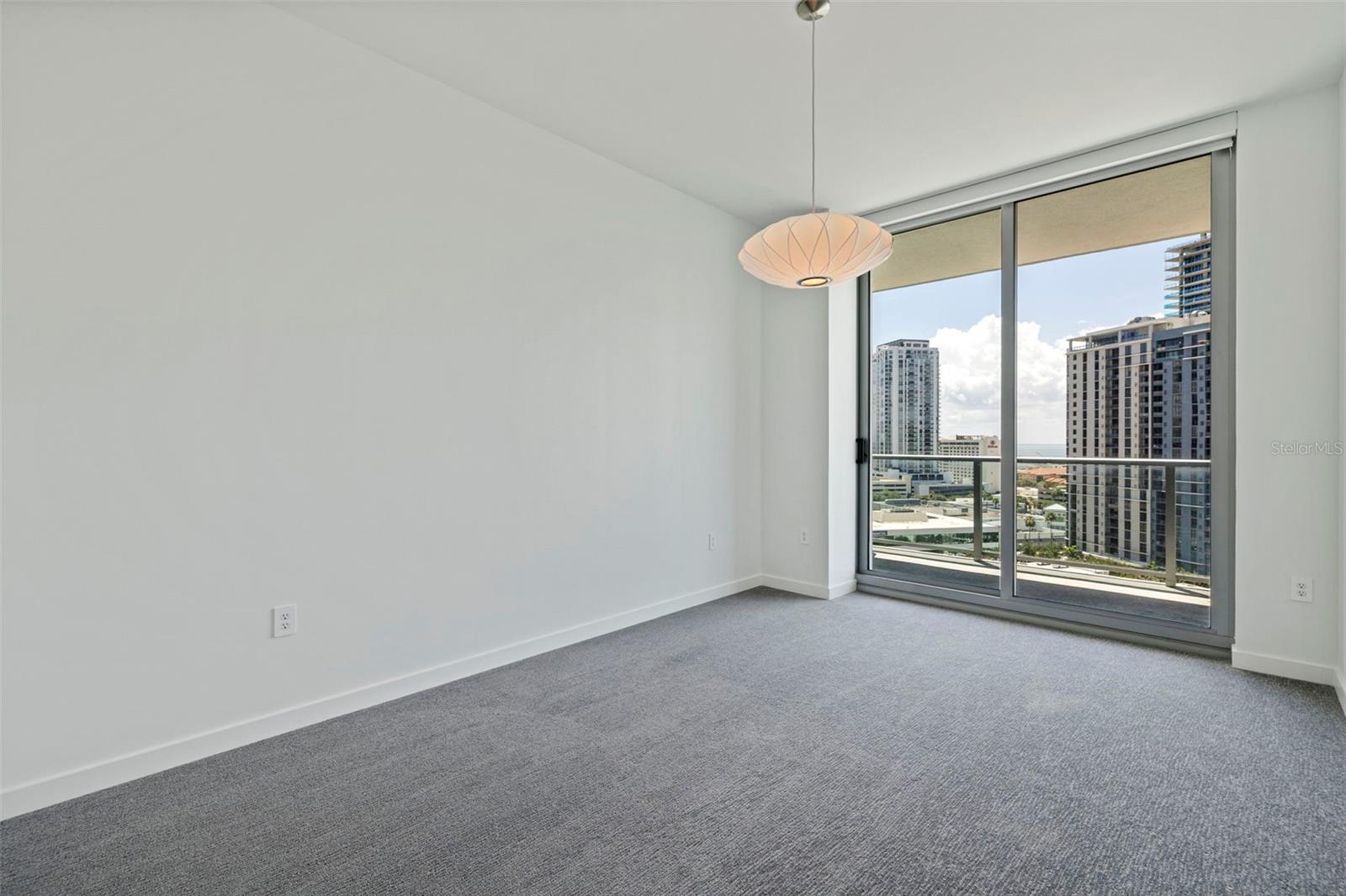 400 CENTRAL AVE #1105 — photo 42