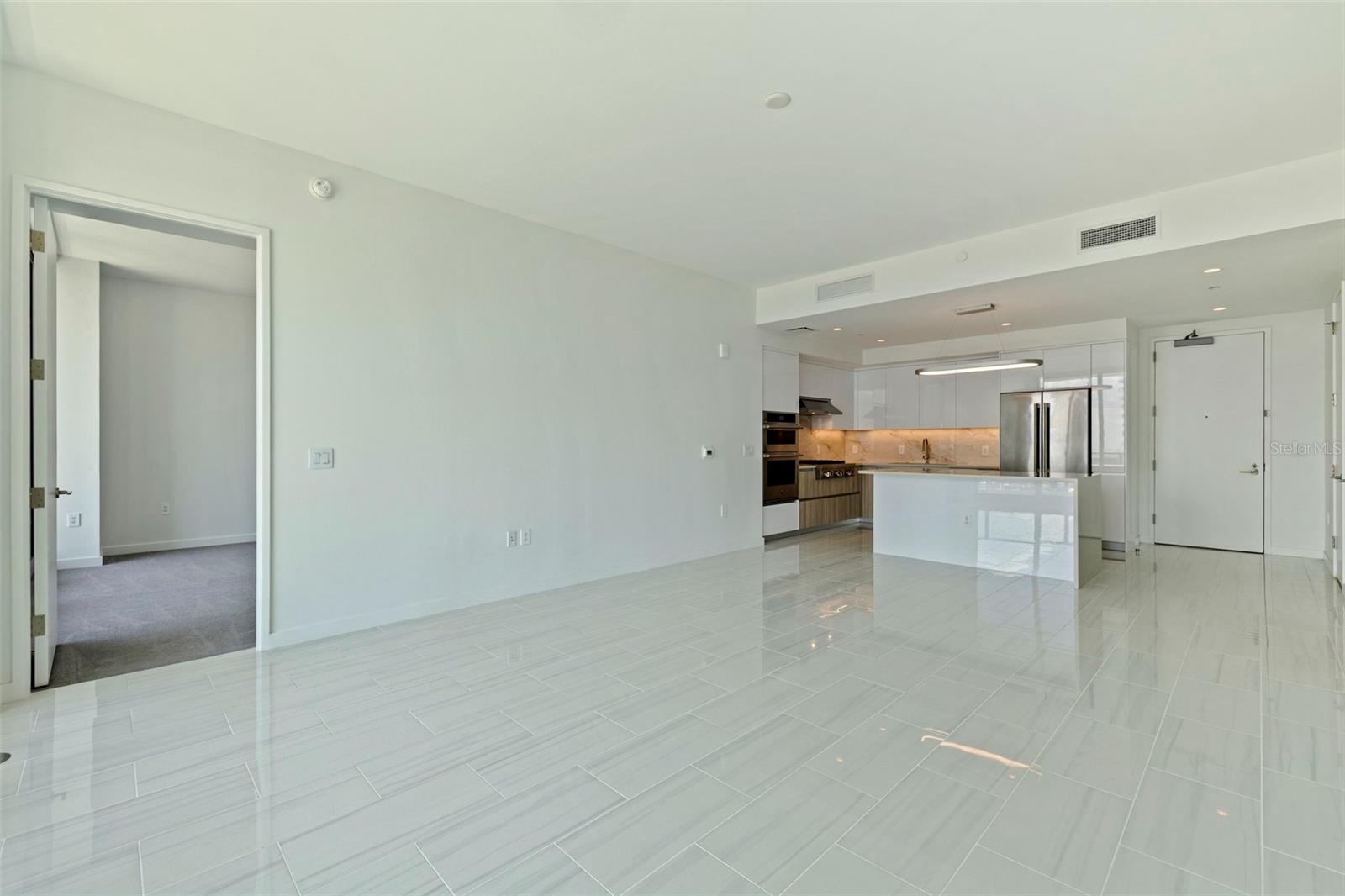 400 CENTRAL AVE #1105 — photo 5