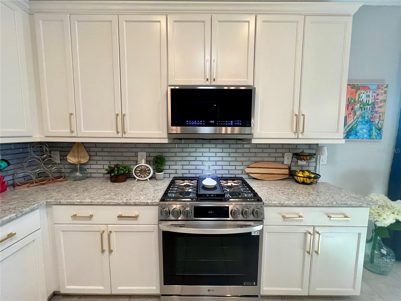 2946 TRUSTEE AVE — photo 40