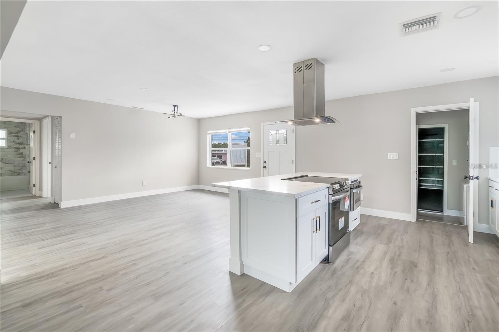 10341 KUMQUAT LN — photo 8