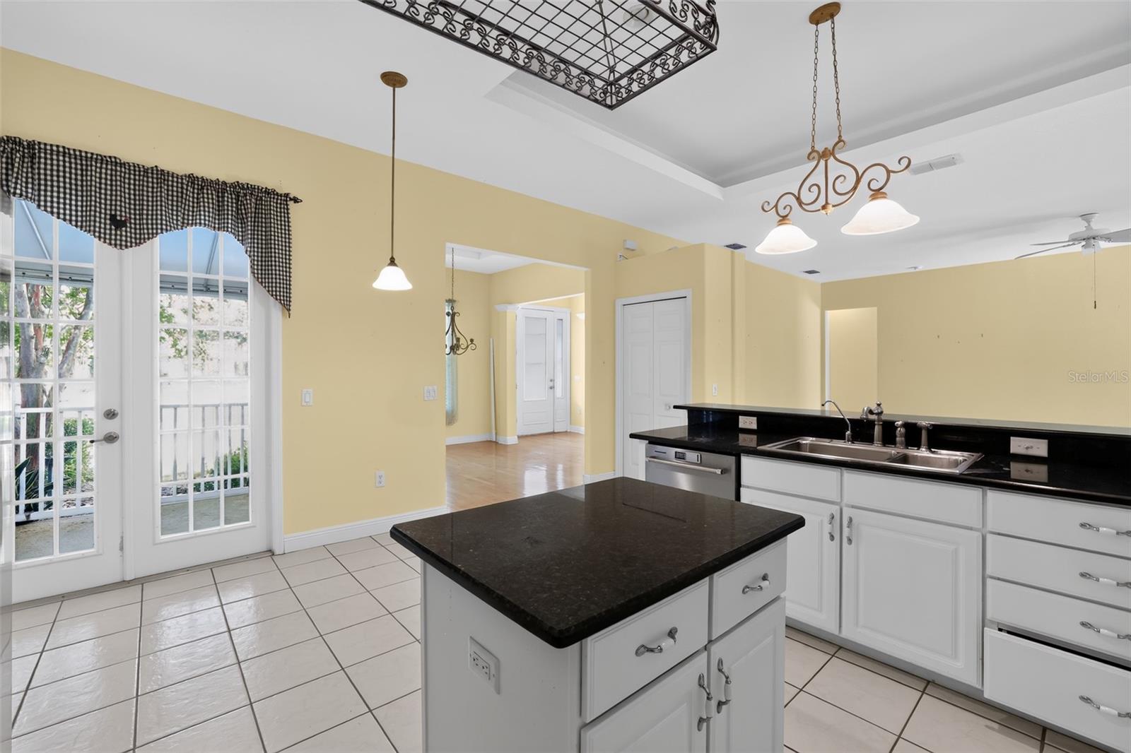 10104 BALCONY ST — photo 3