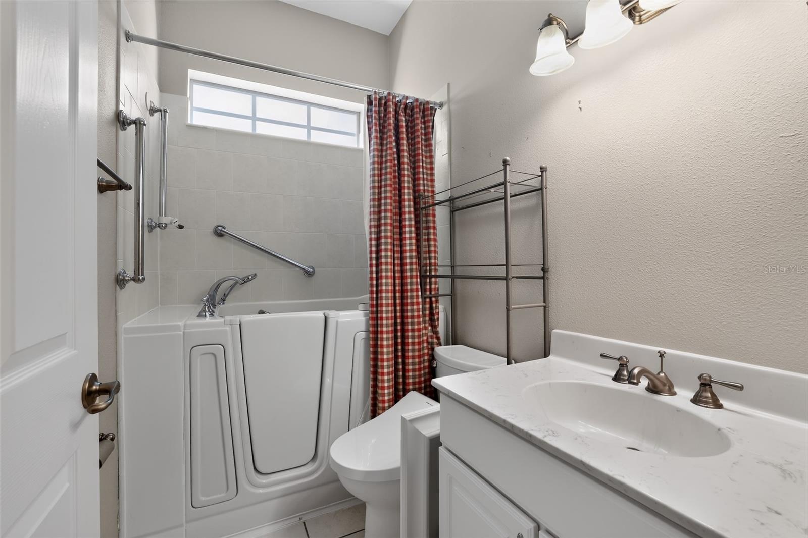 10104 BALCONY ST — photo 14