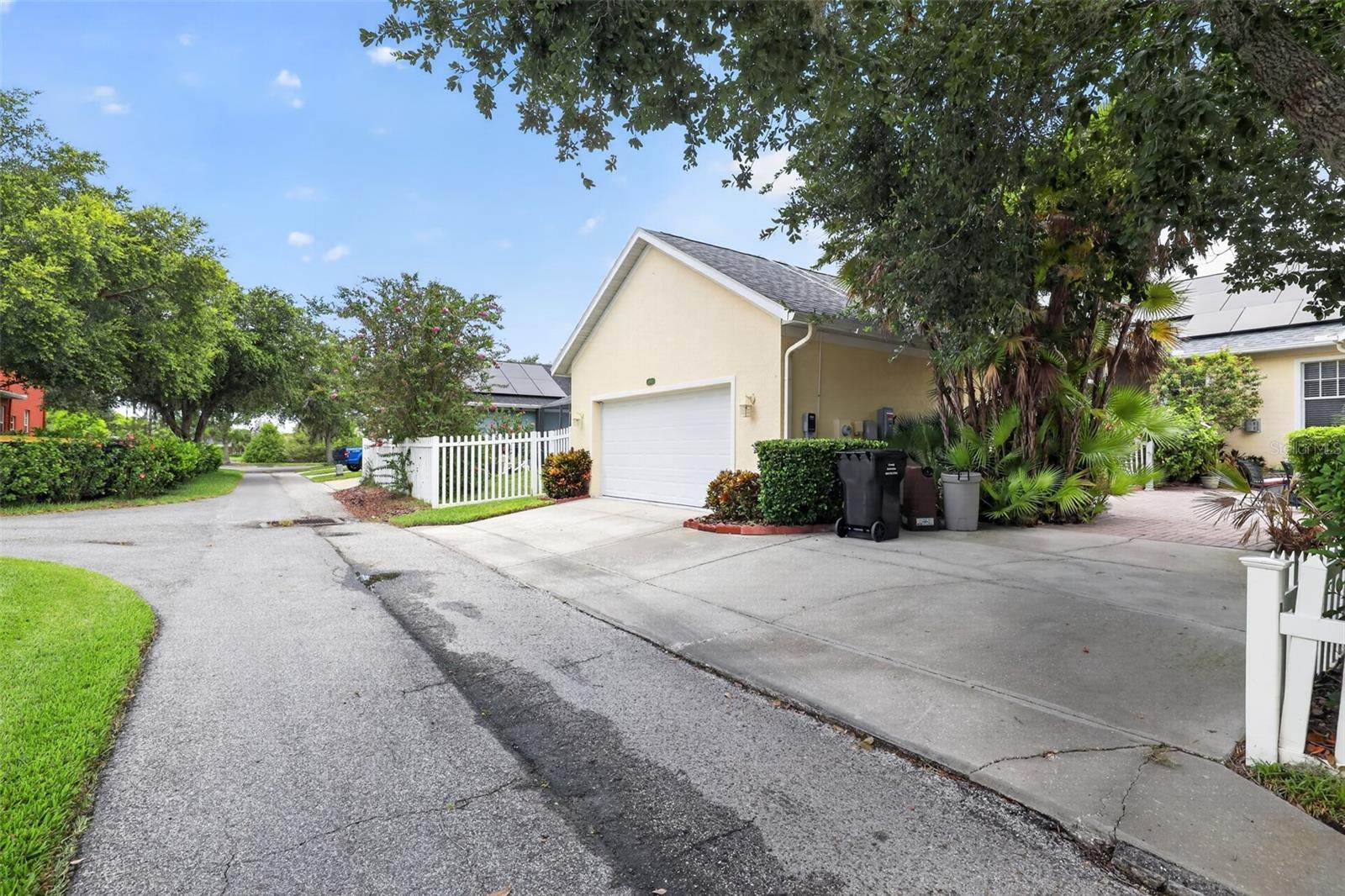 10104 BALCONY ST — photo 34