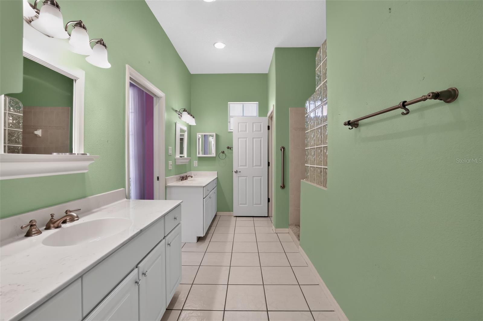 10104 BALCONY ST — photo 29