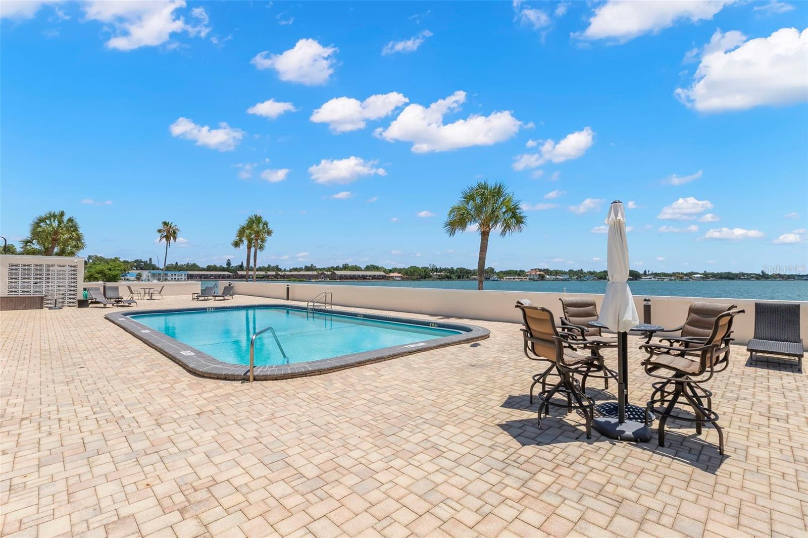 7100 SUNSHINE SKYWAY LN S #704 — photo 40
