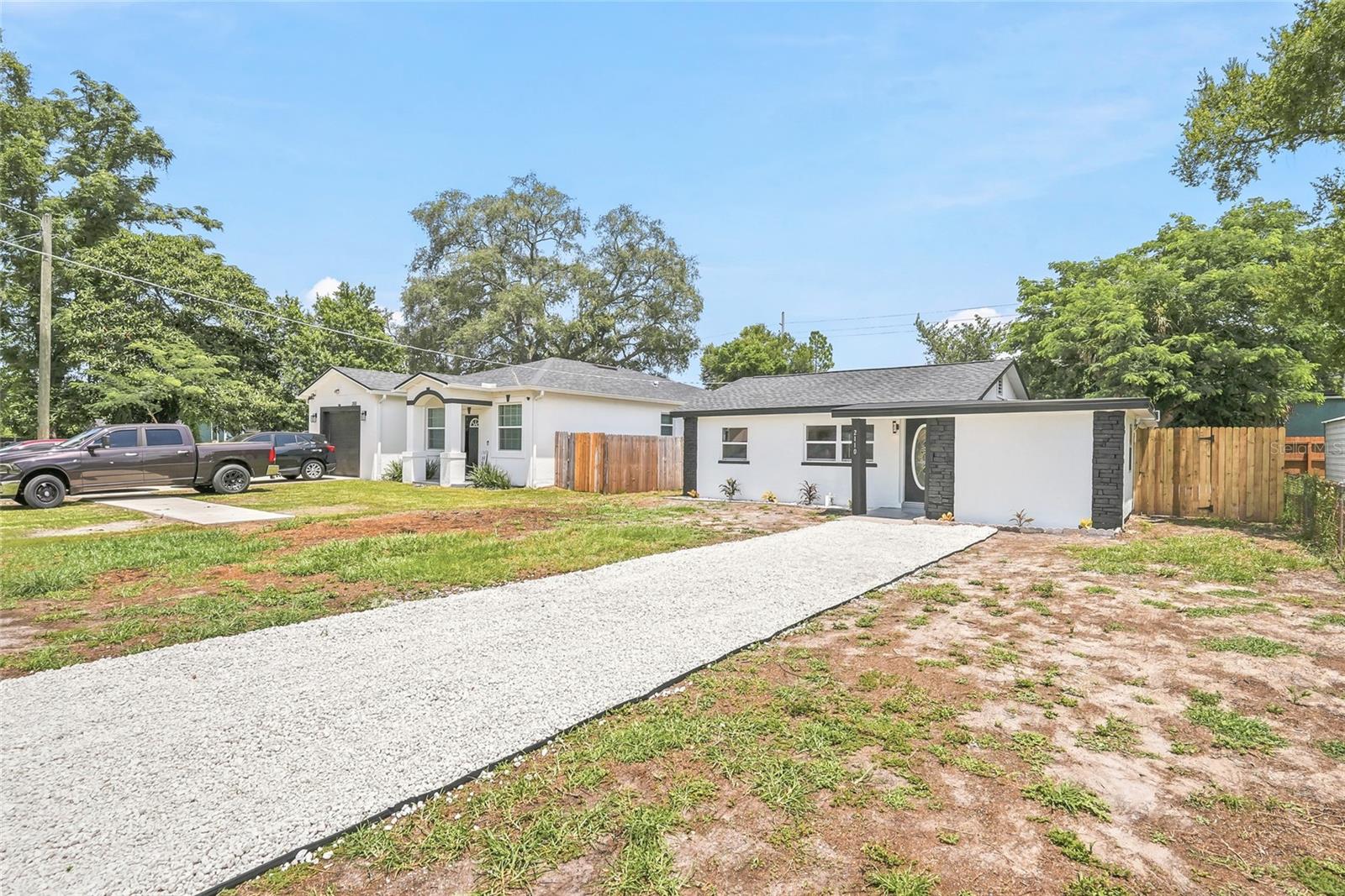 2110 E NEDRO RD — photo 29