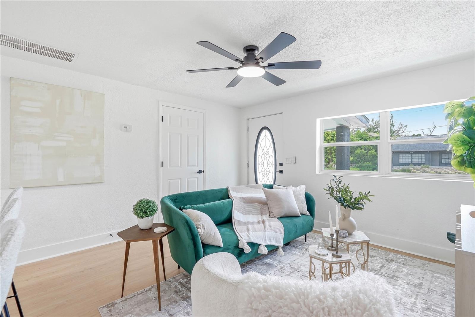 2110 E NEDRO RD — photo 3