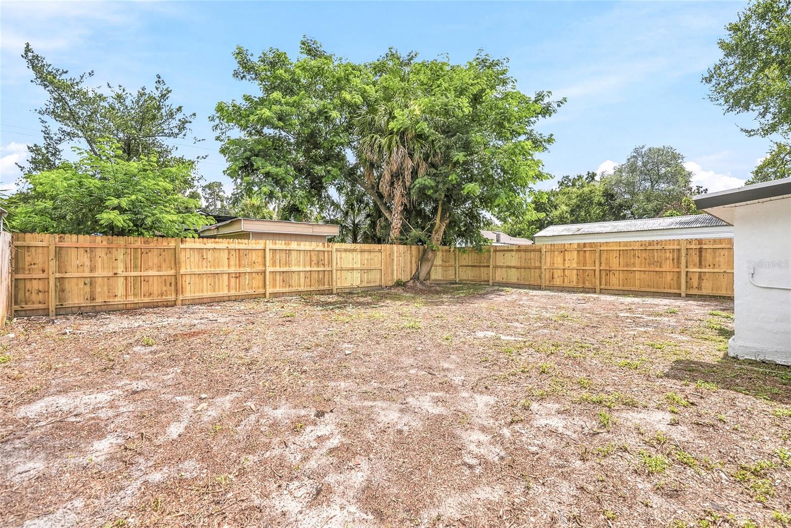 2110 E NEDRO RD — photo 26
