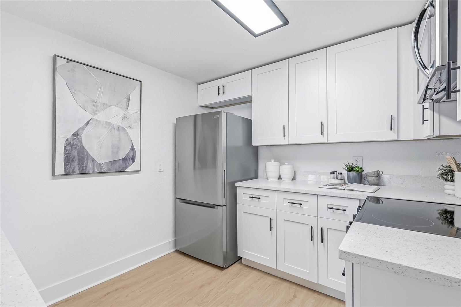 2110 E NEDRO RD — photo 8