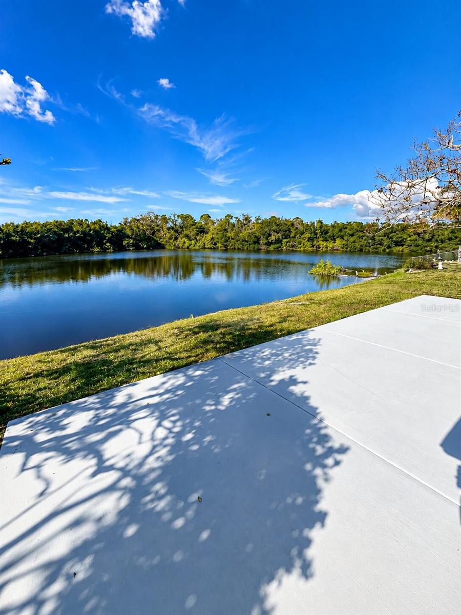3631 GRAYTON DR — photo 36