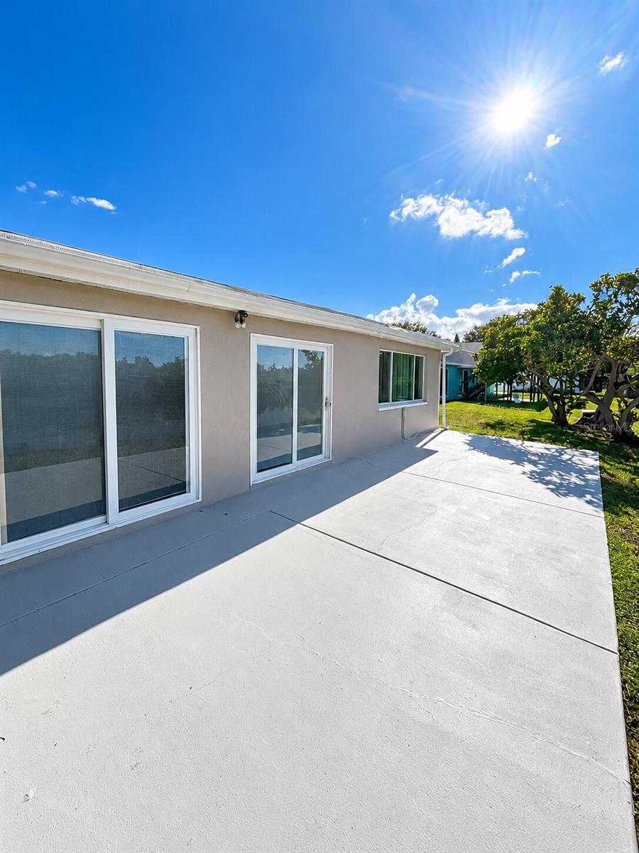 3631 GRAYTON DR — photo 37