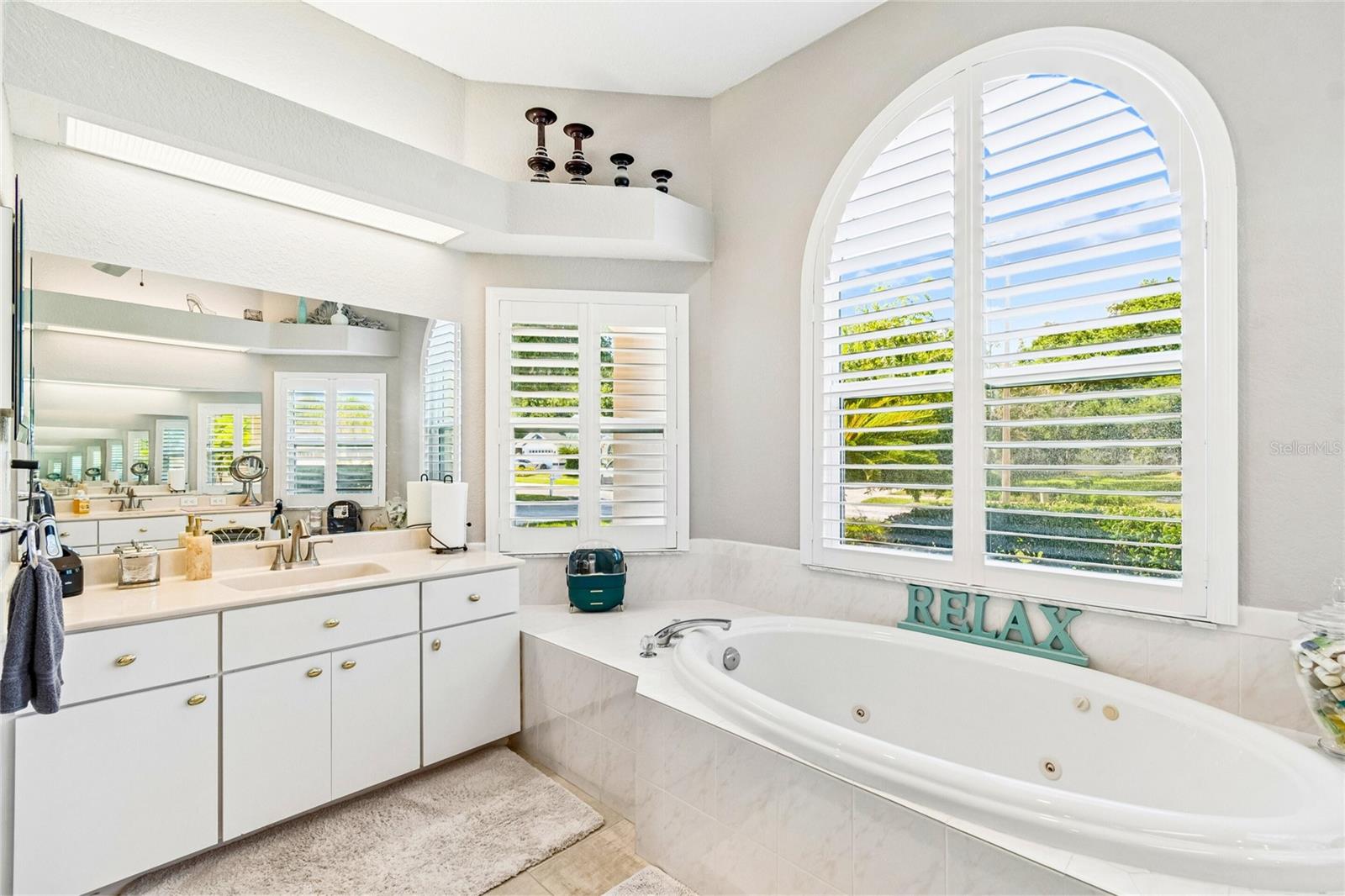 9002 TARAWYND CT — photo 16