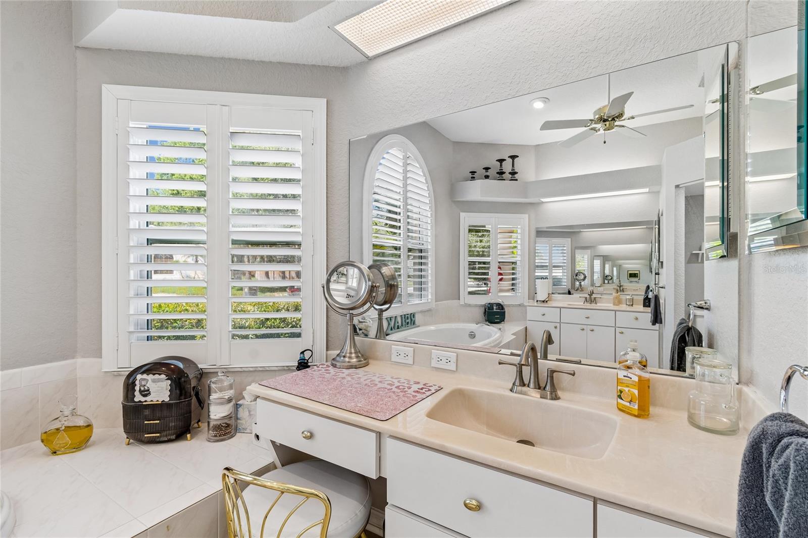 9002 TARAWYND CT — photo 17