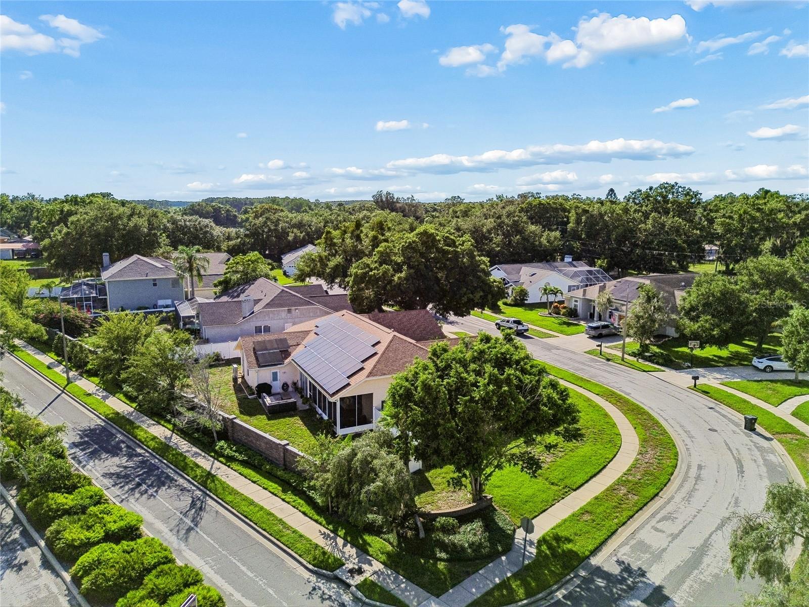 9002 TARAWYND CT — photo 28
