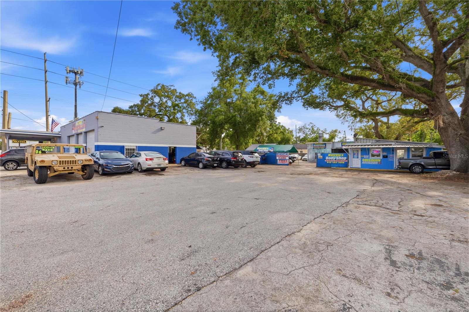 6200 N NEBRASKA AVE — photo 2