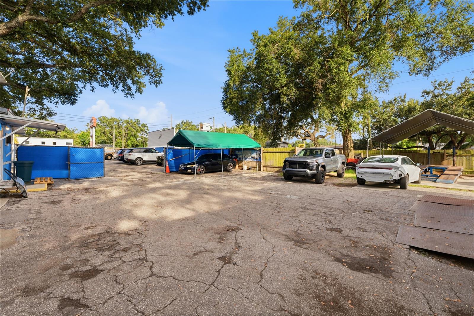 6200 N NEBRASKA AVE — photo 18