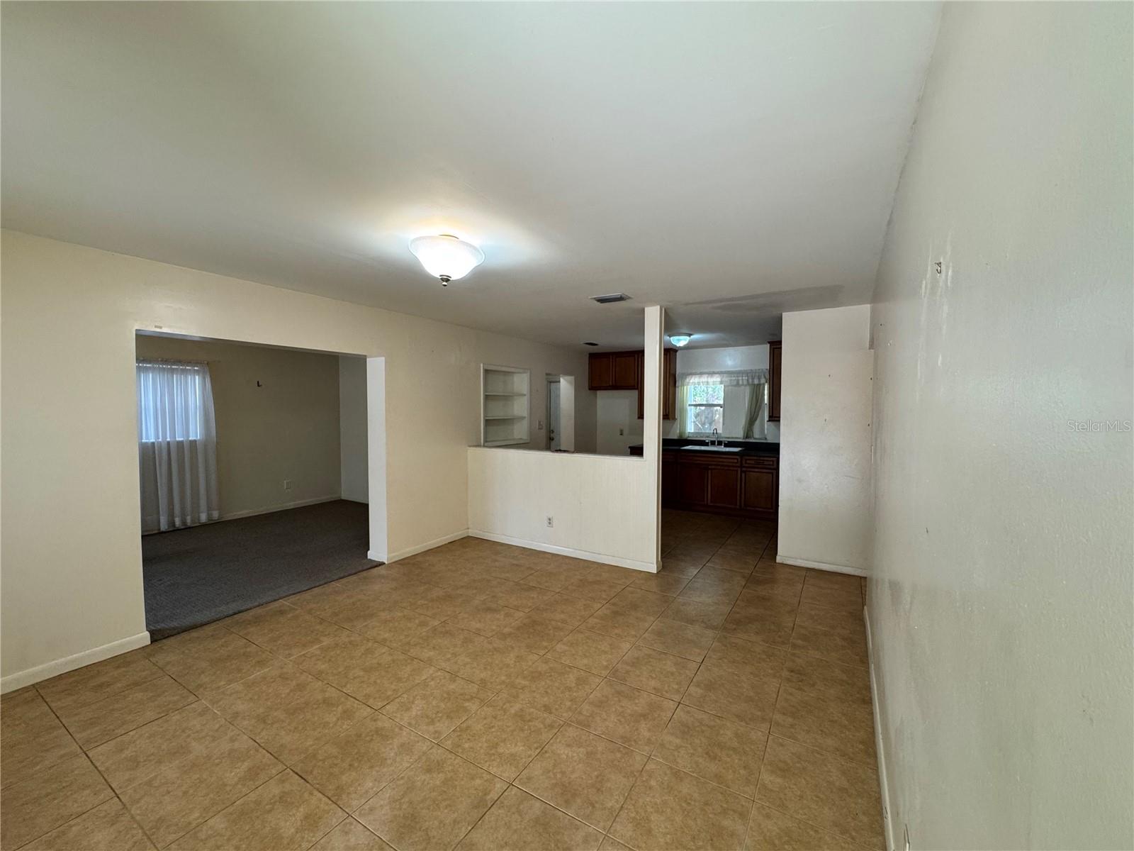 3608 W LEILA AVE — photo 3