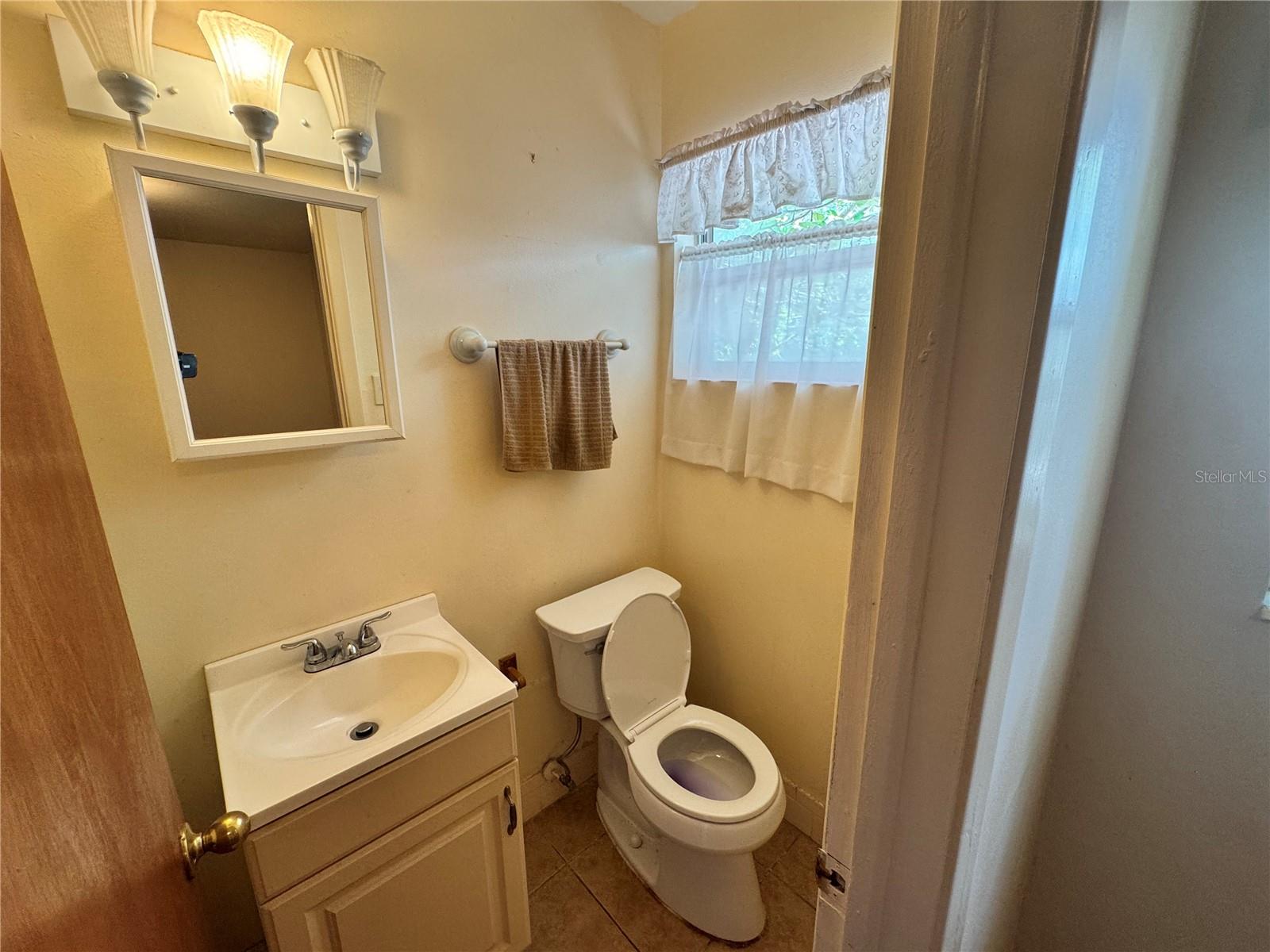 3608 W LEILA AVE — photo 24