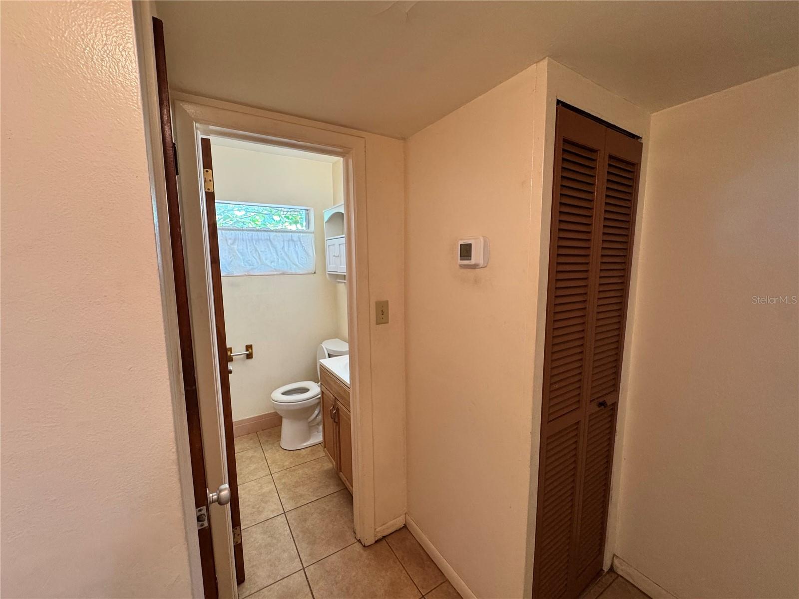 3608 W LEILA AVE — photo 9