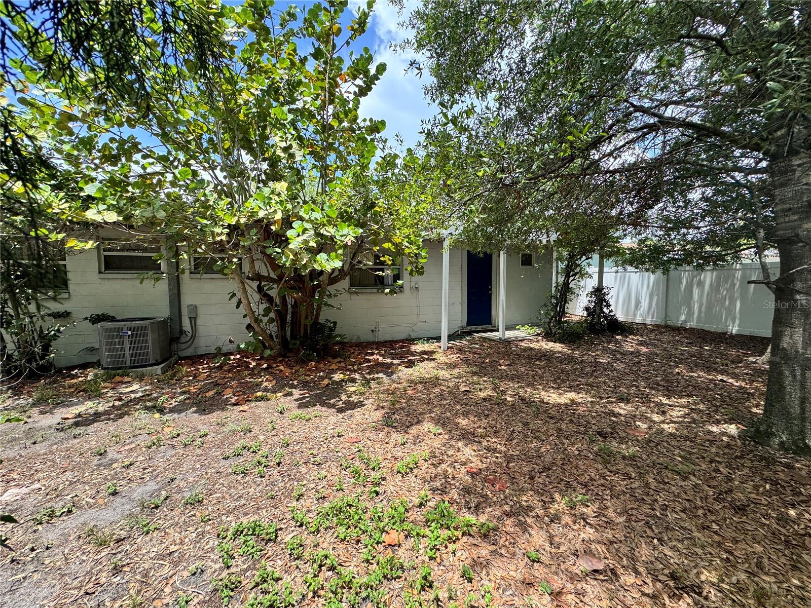 3608 W LEILA AVE — photo 14