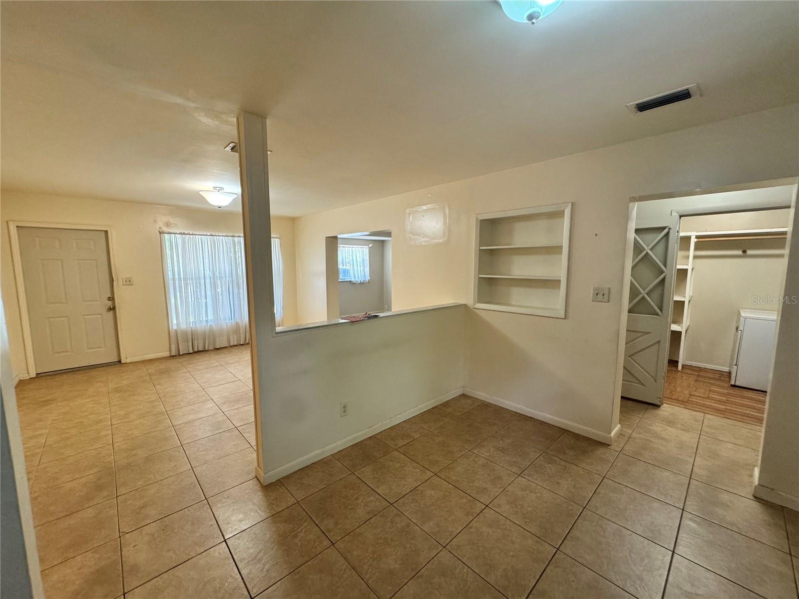 3608 W LEILA AVE — photo 6