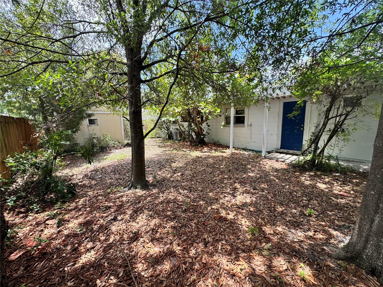 3608 W LEILA AVE — photo 16
