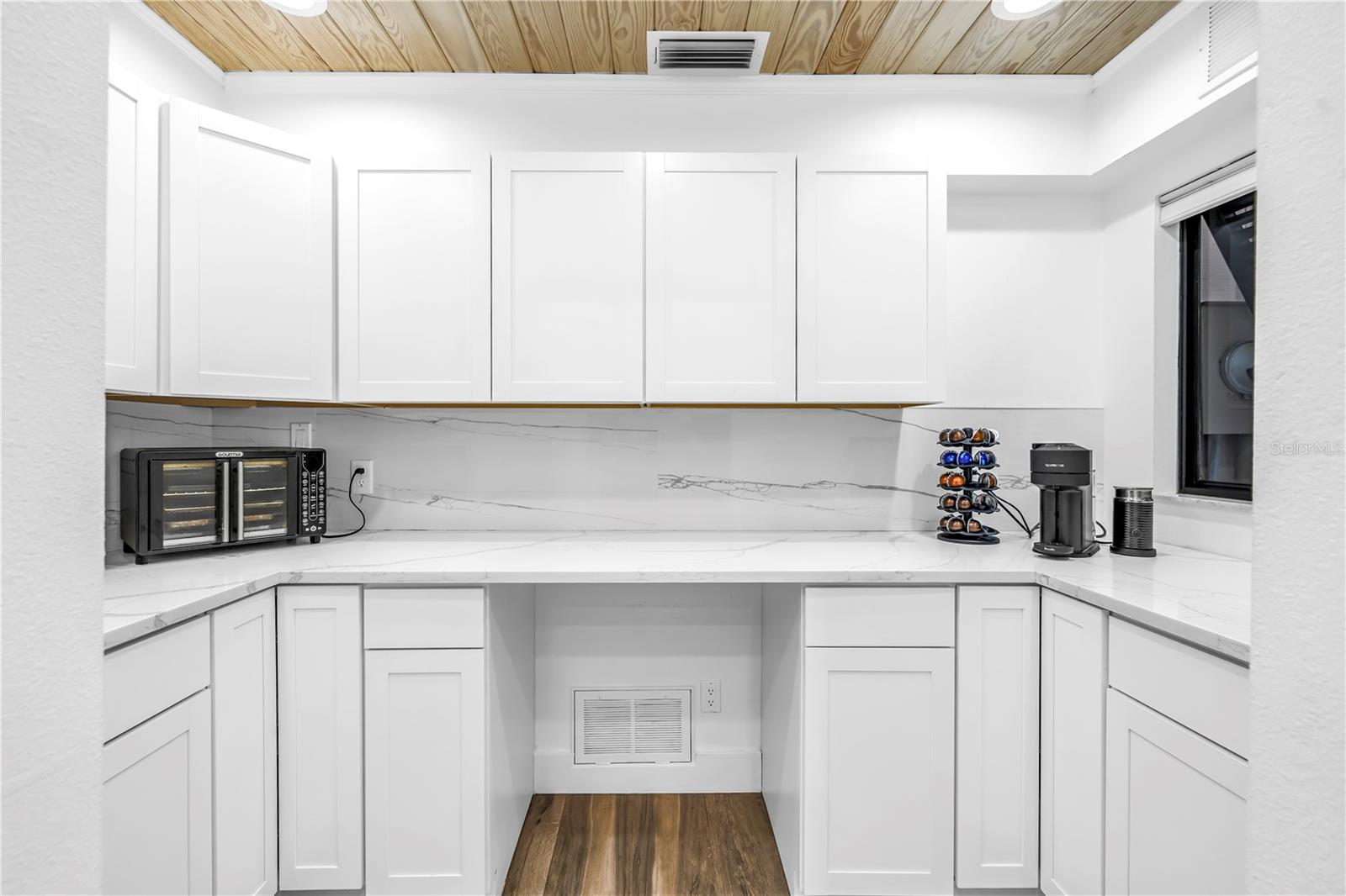 4605 STONE RIDGE TRL — photo 8