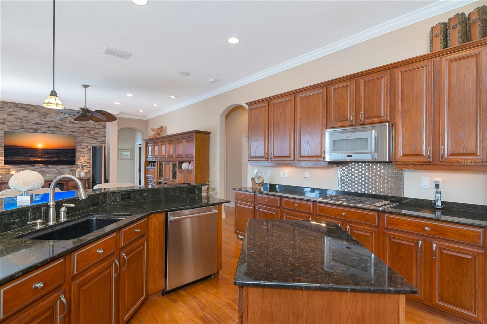 10412 WINDING STREAM WAY — photo 15