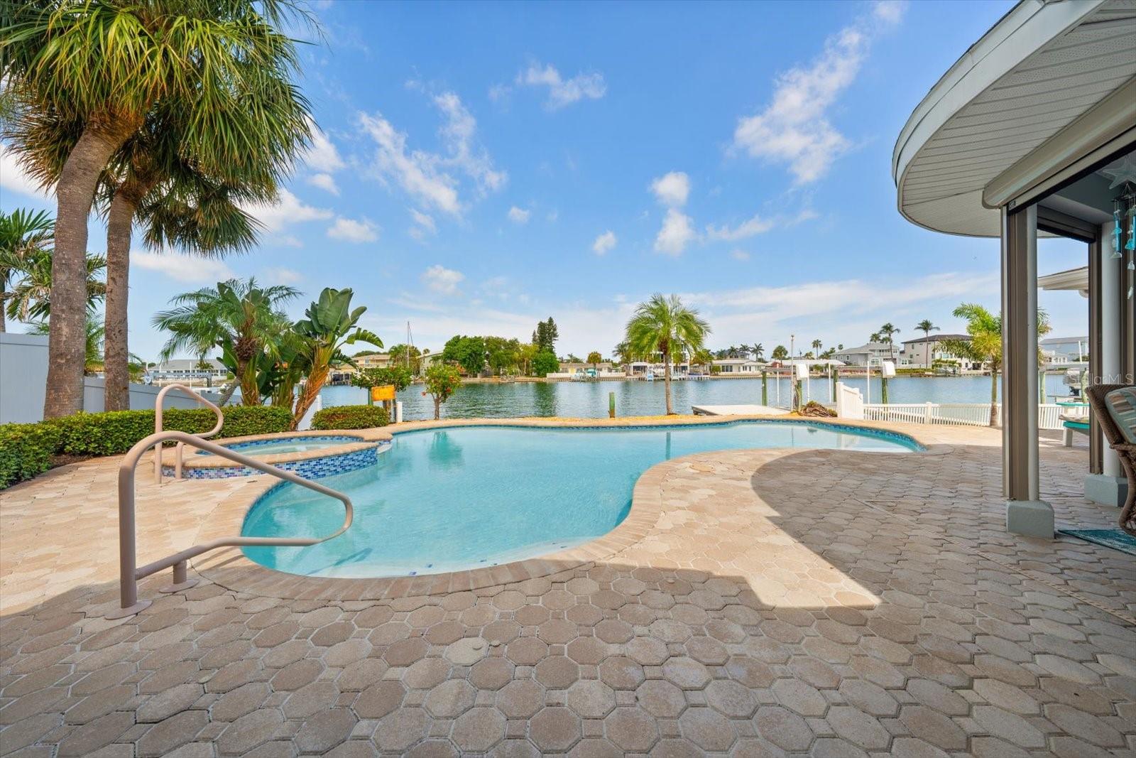2218 DONATO DR — photo 27