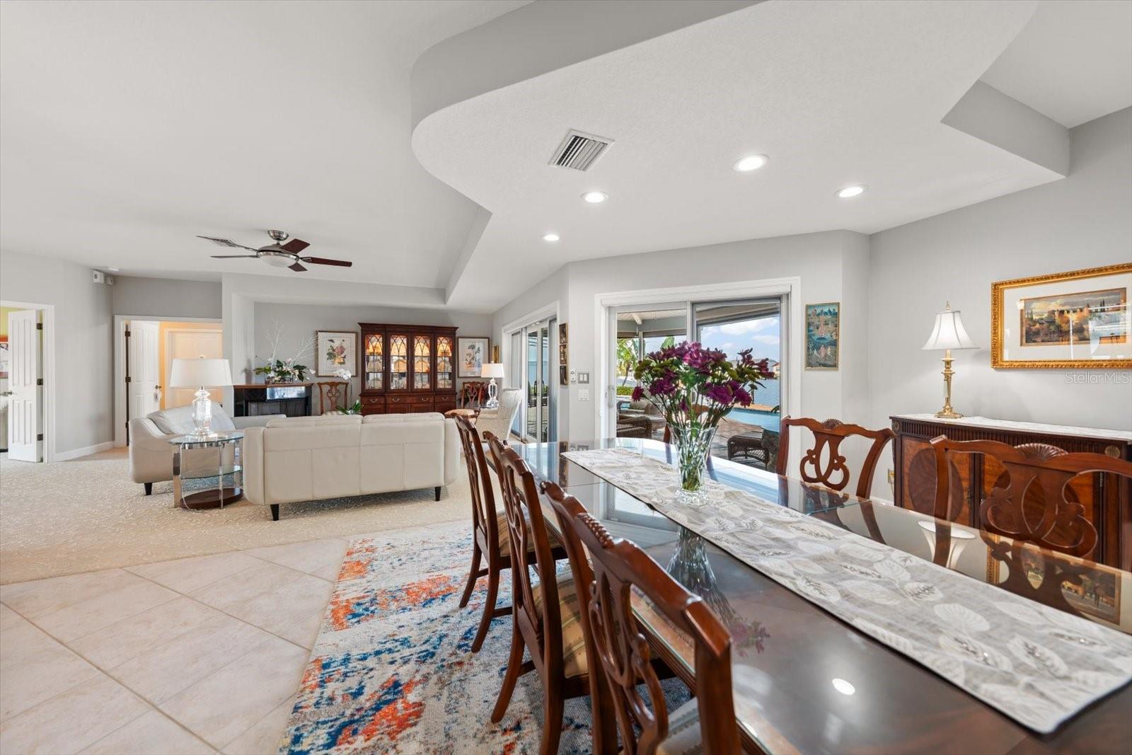 2218 DONATO DR — photo 12