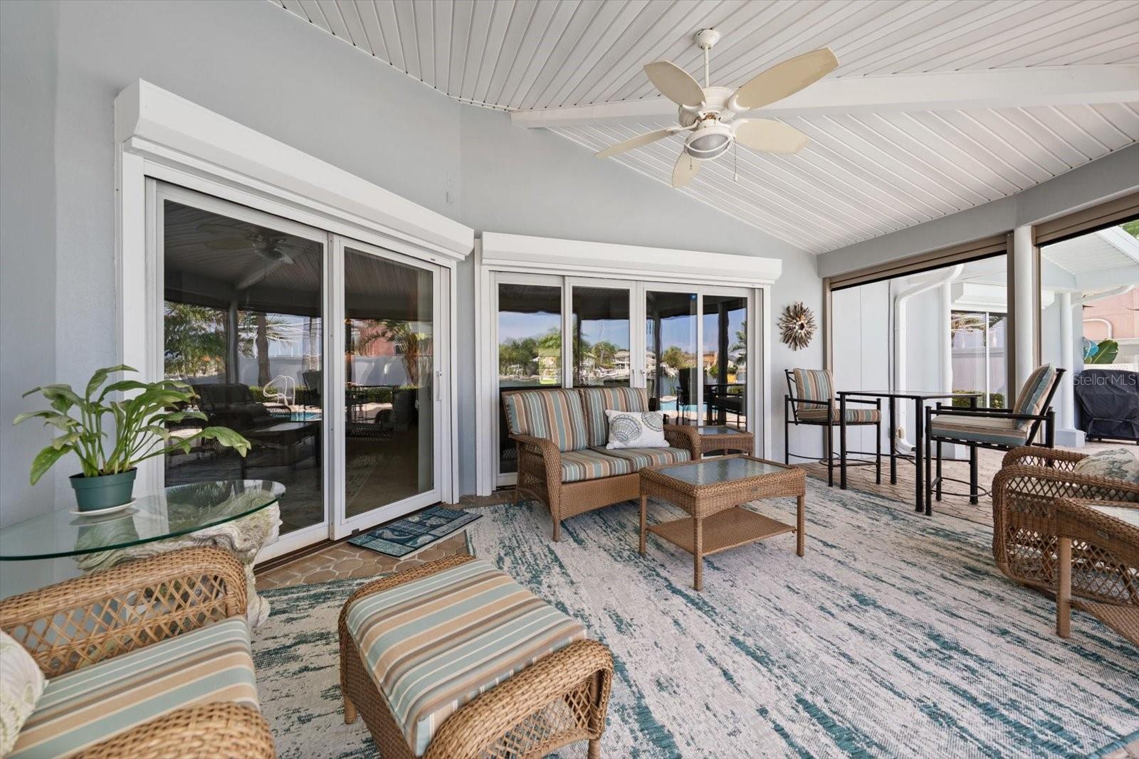 2218 DONATO DR — photo 23