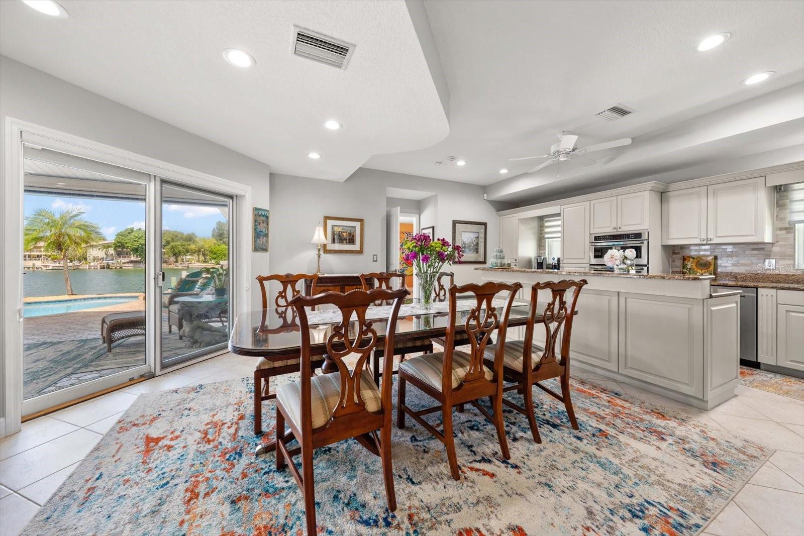2218 DONATO DR — photo 11
